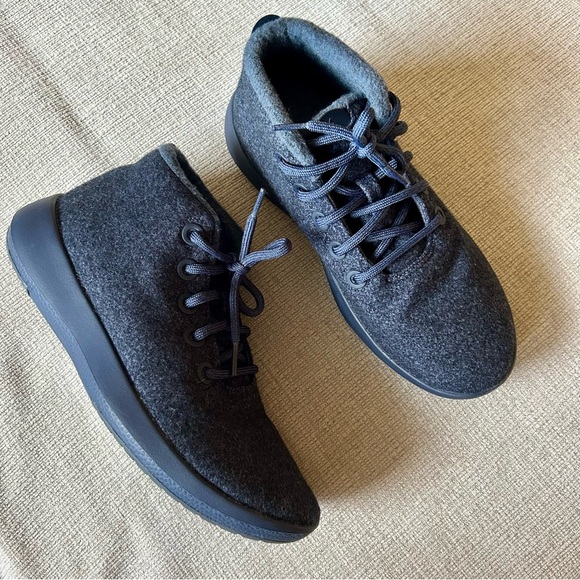 Allbirds Women's Wool Runner-up Mizzles Navy size 10 - Picture 2 of 8